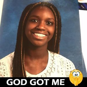 Meet your Posher, Clarisse